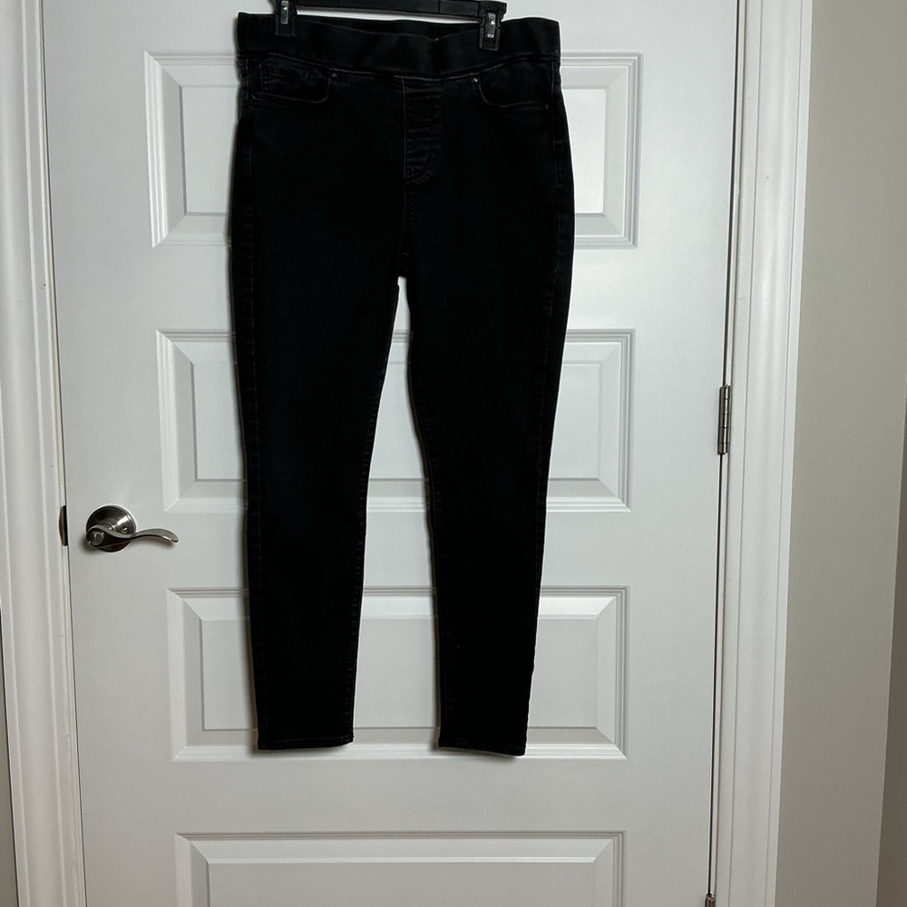 Signature by Levi Strauss Women's Black Skinny Jeans